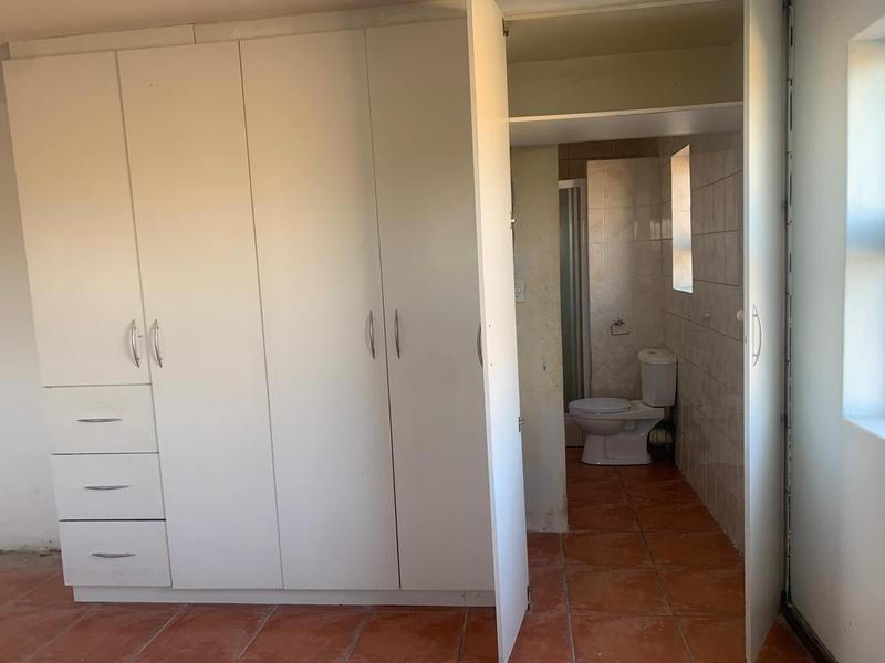 6 Bedroom Property for Sale in High Places Western Cape